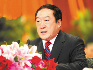  苏荣 在省十一届人大一次会议闭幕时的讲话--中