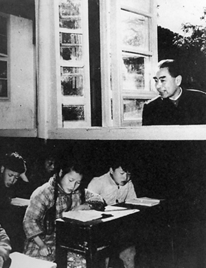 <em>杭州</em>市委党史研究室举行纪念周恩来<em>同志</em>诞辰1