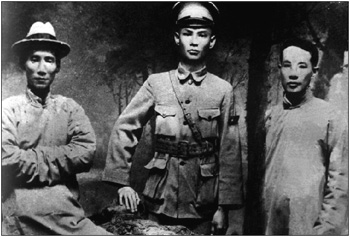 1925年 葉劍英出任梅縣縣長時的留影 中國共產黨新聞 人民網