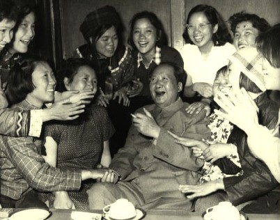 1957年5月15日至25日中國新民主主義青年團第三次全國代表大會在北京召開