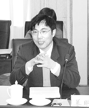 官员政绩与gdp(3)
