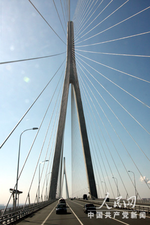 苏通大桥:让南通彻底跻身上海一小时都市圈