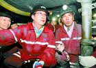 郭庚茂深入矿井下调研:抓安全就不能怕得罪人