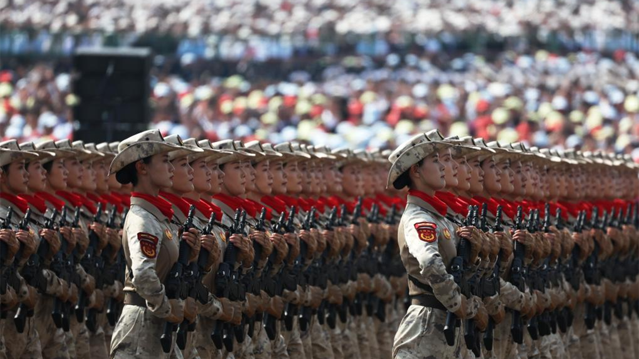 6-22民兵方隊接受檢閱