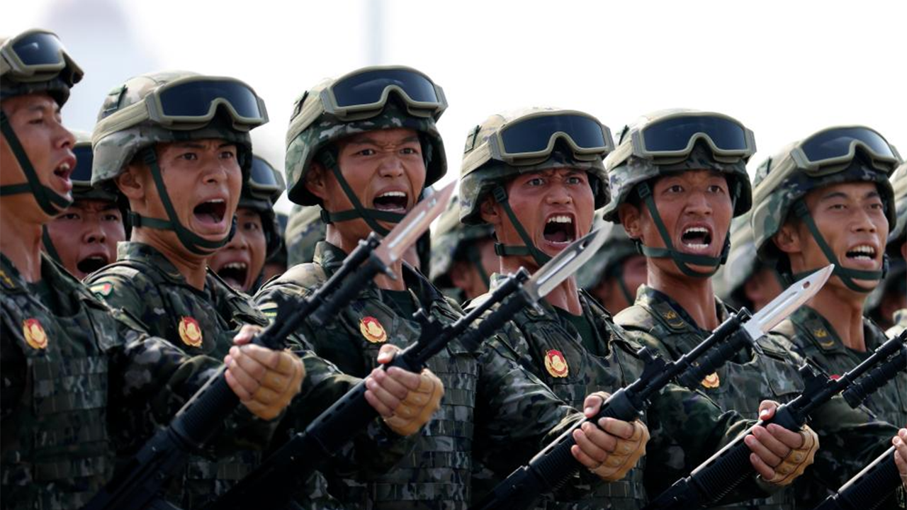 6-51武警部隊方隊接受檢閱