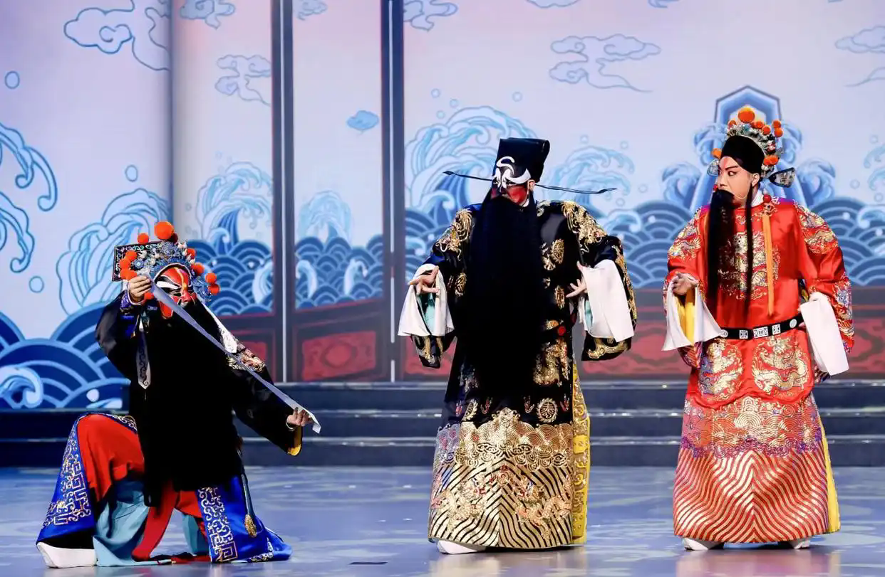 1月23日，北京市西城區舉行“清風徐來·紅蓮盛開”廉潔文化主題演出。主辦方供圖